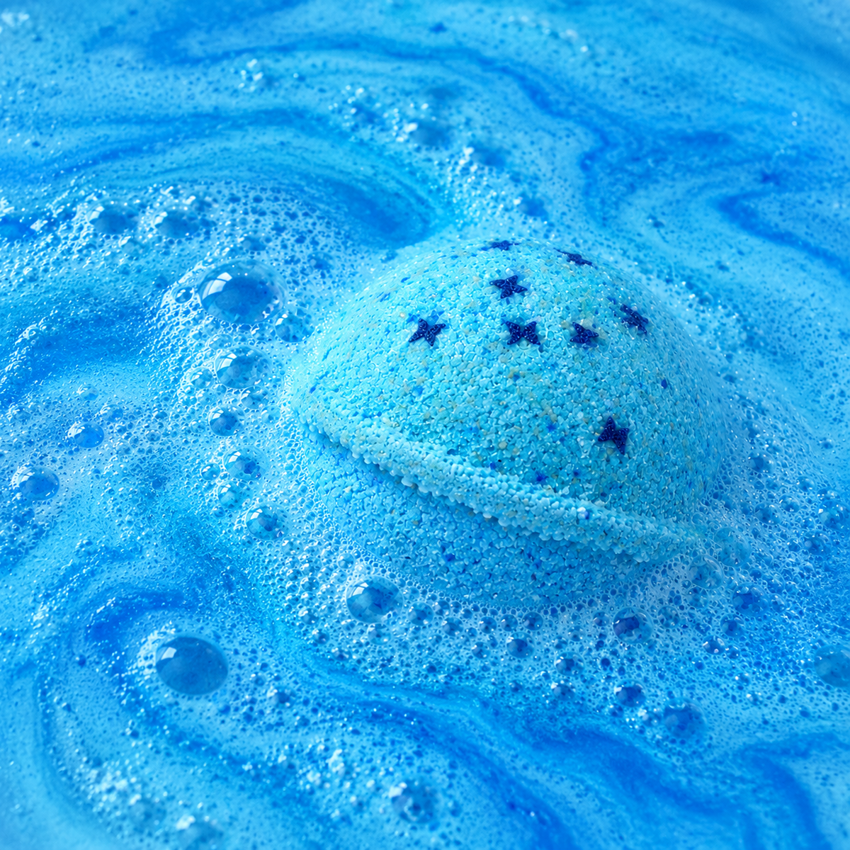 Coconut Paradise Bath Bomb - Hot Mess Body
