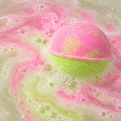 Strawberry Matcha Bath Bomb - Hot Mess Body